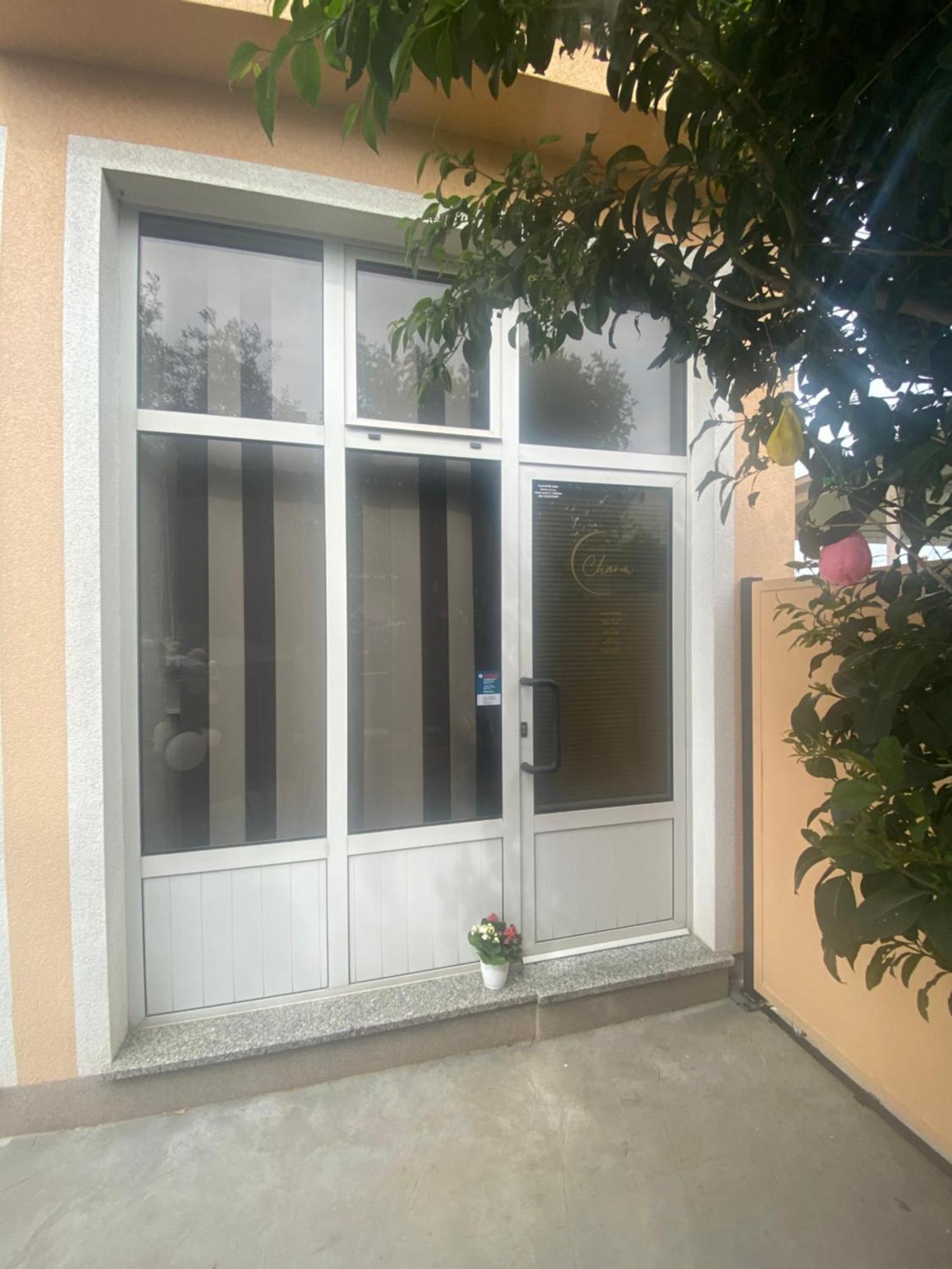Apartments Ari And Bonnie - Cozy With Roof Terrace Pula Exterior photo